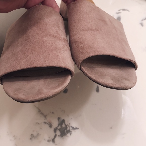 rampage || tan block heel - Picture 4 of 7